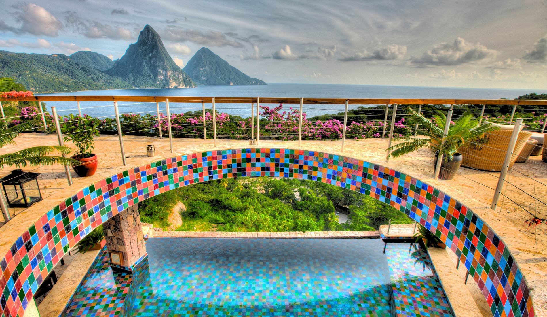 Hôtel de luxe Jade Mountain resort 5 étoiles Sainte-Lucie caraïbes piscine